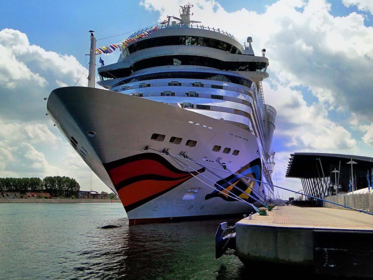 Meer Flair Rostock Buitenkant foto